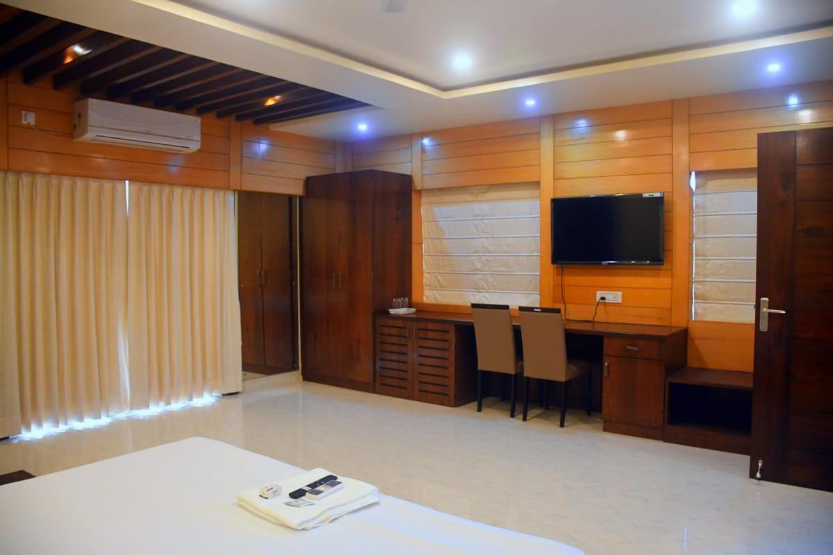Jhargram Prince Palace מראה חיצוני תמונה